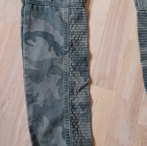 Recruit Jeans Women’s Moto Camo Pants Size 6 Green Gray Slim Fit Combat Cargo - Picture 5 of 12